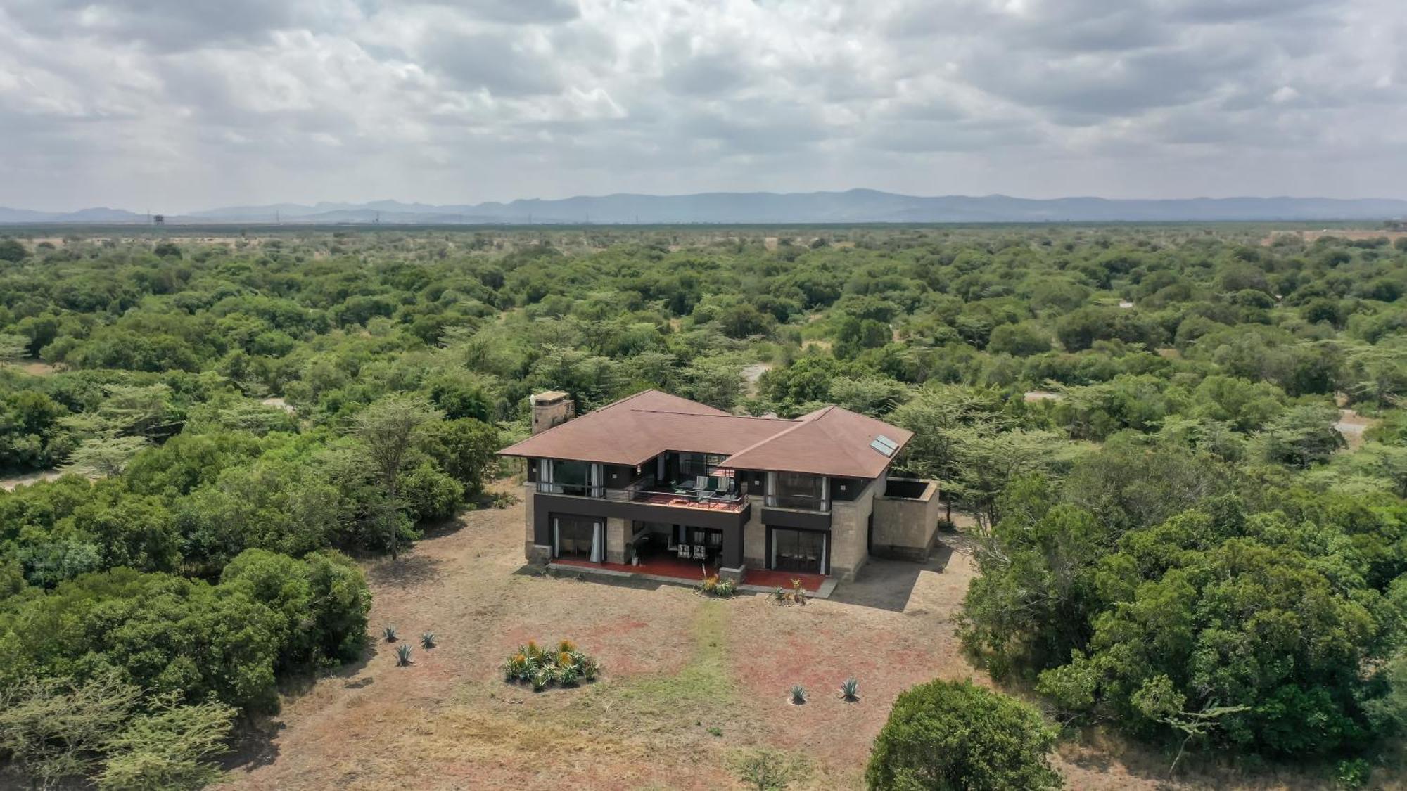 ナニュキ Ol Pejeta Mansionヴィラ エクステリア 写真